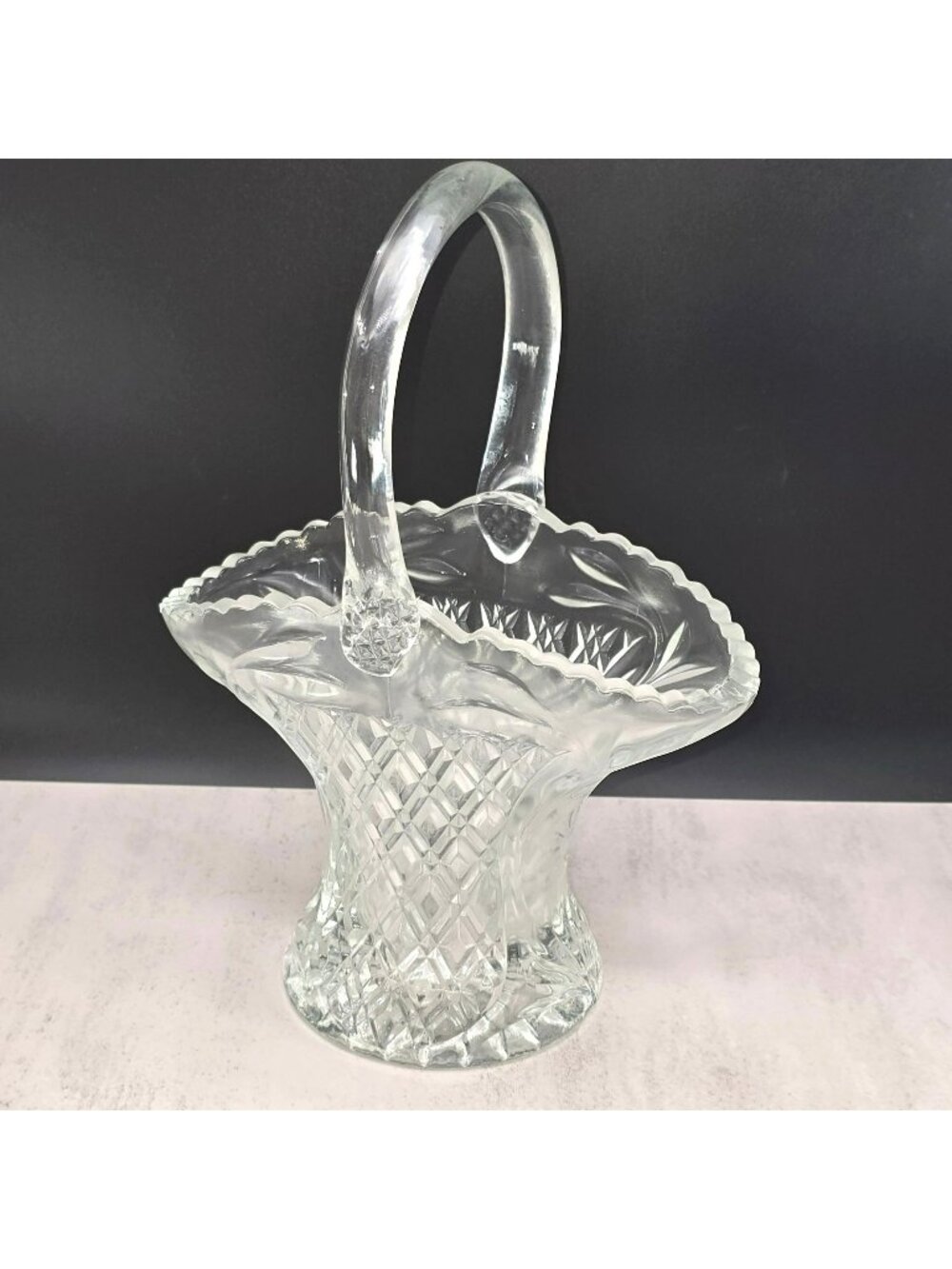 Vintage Princess House Basket Lead Crystal Diamond-Cut Clear Glass VL5173